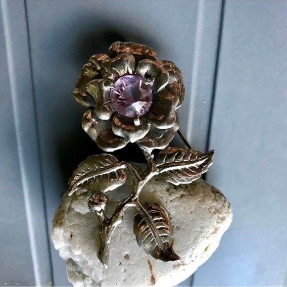 Sterling SILVER Amethyst ROSE BROOCH - Picture 3 of 6